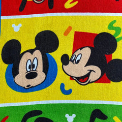 TOALLA TELARY DISNEY MICKEY, GOOFY Y PLUTO FRIENDS