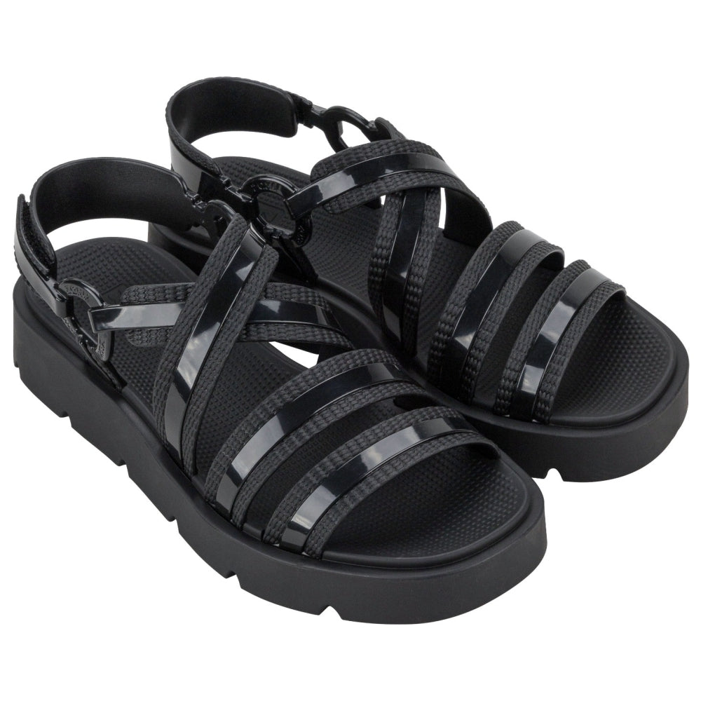 ea8d68da-2ac4-4d6d-ae3c-6baadf5e8c59